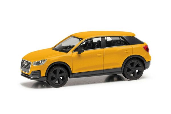 HER028677-002 - AUDI Q2 giallo - 1