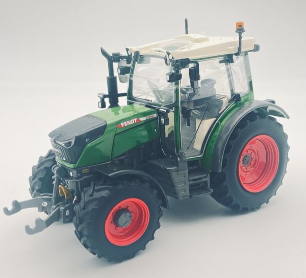 USK10655 - Trattore FENDT 211 Vario  - 1