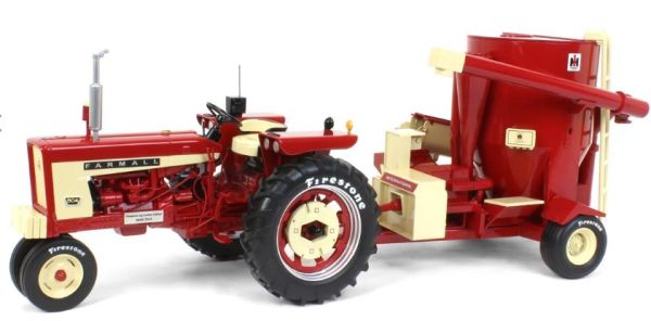 CUST1999 - IH FARMALL 504 con vasca di miscelazione IH 1150 - 1