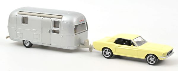 NOREV270581 - FORD Mustang 1968 gialla con roulotte Airstream - JET CAR - 1