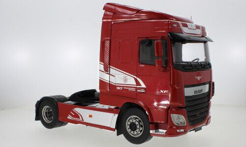 PRX30211 - 2018 DAF XF Space Cab 4x2 Rosso metallizzato - 1