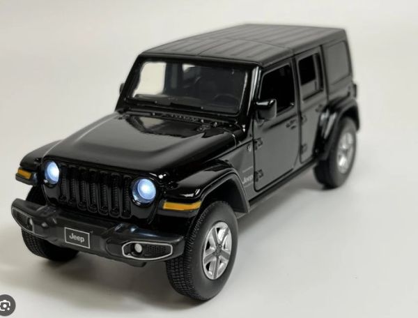 TAY321120002 - JEEP Wrangler Sahara Nera con suoni e luci - 1