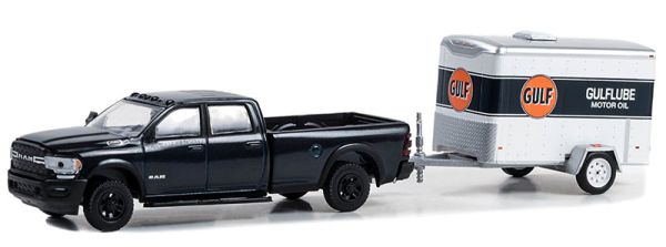 GREEN32290-D - DODGE Ram 2500 2023 con rimorchio GULF OIL della serie Hitch & Tow, in blister - 1