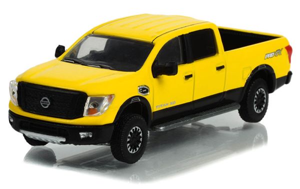 GREEN35250-E - 2018 NISSAN Titan XD Pro-4x della serie ALL TERRAIN in confezione blister. - 1