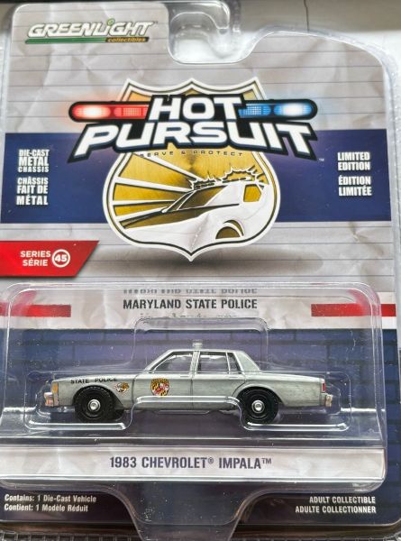 GREEN43030-A-GRIS - 1983 CHEVROLET Impala grigia della polizia del Maryland dalla serie HOT PURSUIT in blister - 1