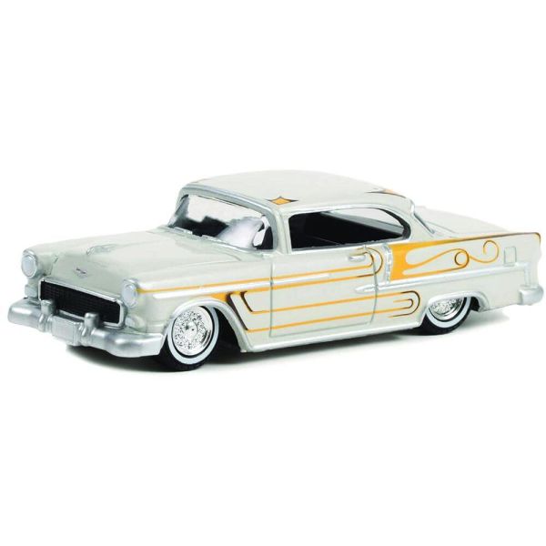 GREEN63030-A - CHEVROLET Bel Air 1955 California Lowriders in grigio chiaro metallizzato e oro venduta in blister - 1