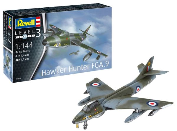 REV63833 - Set di modelli Hawker Hunter FGA.9 da costruire e dipingere - 1