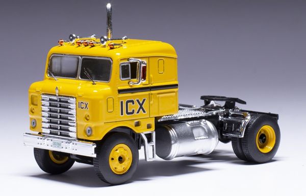 IXO64TR004 - KENWORTH Bullnose 1950 Giallo ICX - 1