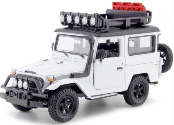 MMX79137BLANC - TOYOTA FJ40 Land Cruiser bianco - 1