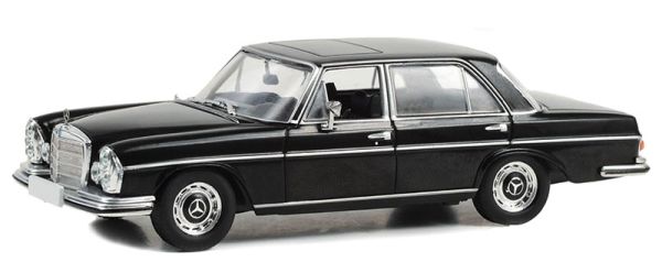 GREEN86639 - MERCEDES-BENZ 280 SEL 4.5 1972 dal film ROCKY IV - 1