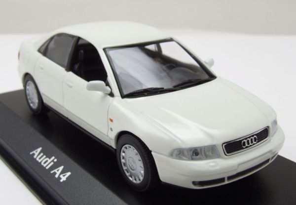 MXC940015000 - 1995 AUDI A4 Bianco - 1