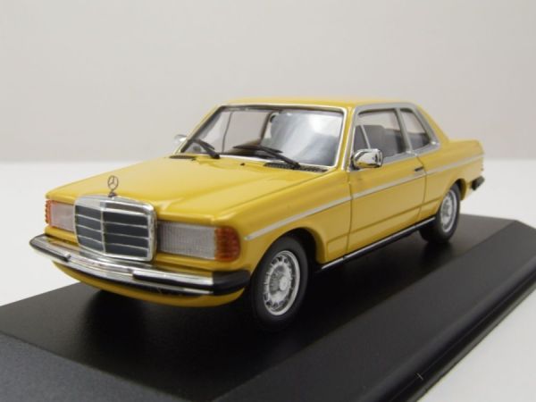 MXC940032222 - MERCEDES-BENZ 230CE W123 1976 Giallo - 1