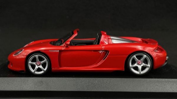 MXC940062631 - 2003 Porsche Carrera GT Rosso - 1