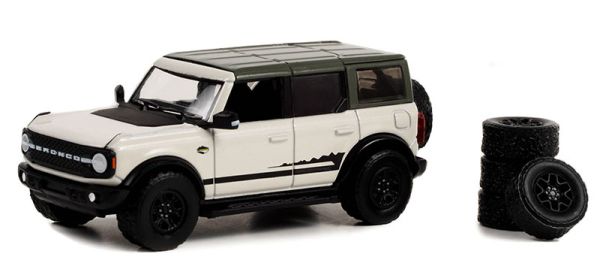 GREEN97140-E - FORD Bronco Wildtrak 2021 bianco con pneumatici di scorta da THE HOBBY SHOP in blister - 1