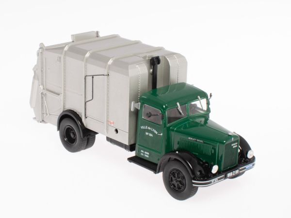 G111A078 - Autocarro per rifiuti BERLIET GDR 7W 4x2 per la città di Lione - 1