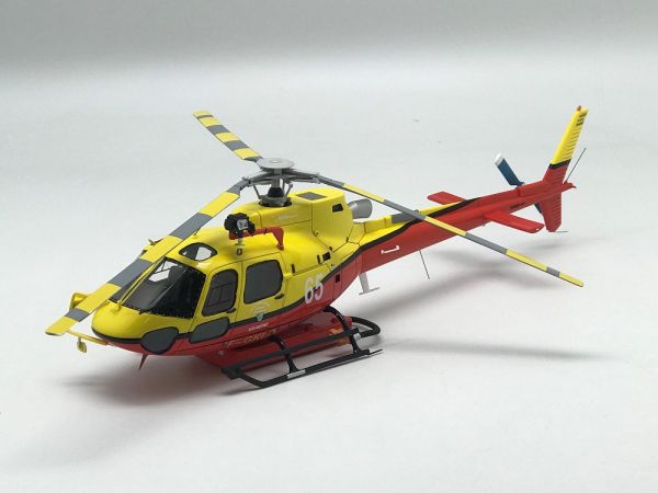 ALERTE0111 - AEROSPATIALE AS350 Écureuil SDIS 06-Alpes-Maritimes giallo e rosso limitato a 200 esemplari - 1