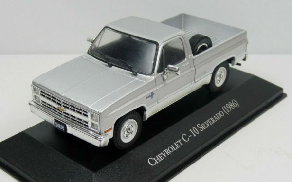 MAGARGAQV16 - CHEVROLET C-10 Silverado 1986 Argento - 1