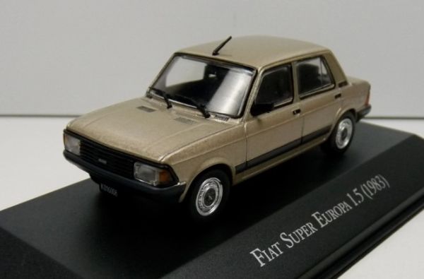 MAGARGAQV22 - FIAT Super Europa 1.5 1983 beige metallizzato con foglietto illustrativo - 1