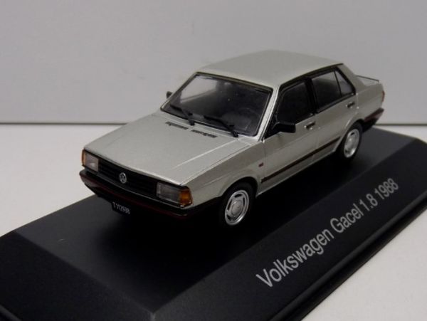 MAGARGAQV25 - VOLKSWAGEN Gacel 1.8 1988 grigio metallizzato con libretto - 1