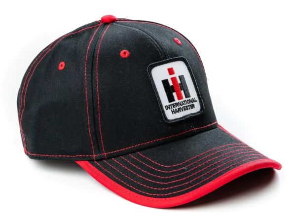 IHRA65 - Cappello INTERNATIONAL nero con cuciture rosse - 1