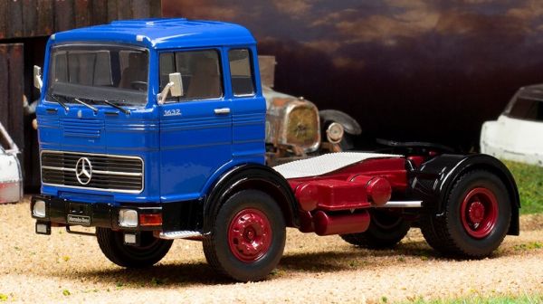 IXOTR175.22 - MERCEDES-BENZ LPS 1632 4x2 1970 Blu - 1