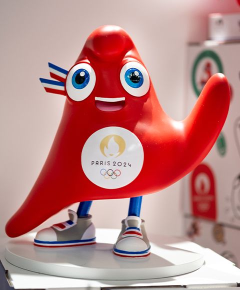 JO2506 - Figurina ufficiale dei Giochi Olimpici di Parigi 2024 - 25,5 cm - 1