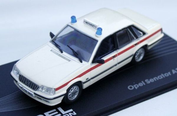 MAGOPE102 - OPEL Senator A2 1982-1986 Medico d'urgenza - 1