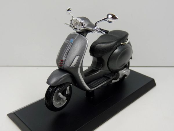 MAGVES1004 - VESPA Sprint 150 ABS 2014 Grigio - 1