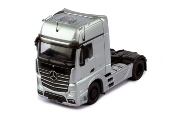 IXOTR124 - MERCEDES Actros MP4 4x2 Argento - 1