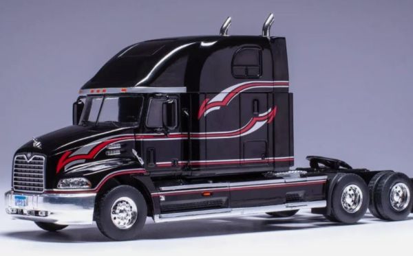 IXOTR198.22 - MACK Vision 6x4 2000 Nero - 1