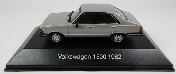 MAGARG45 - VOLKSWAGEN 1500 1982 berlina 4 porte grigia venduta in blister - 1