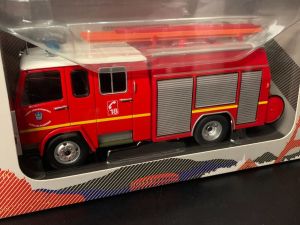 ODE136 - BERLIET 770 KB6 FPT CAMIVA SDIS "23 - CREUSE" rosso