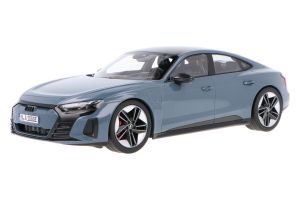 NOREV188382 - AUDI RS e-tron GT 2021 Grigio metallizzato - Edizione limitata a 200 esemplari