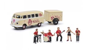 SCH26691 - Autobus VOLKSWAGEN T1 con rimorchio a 1 asse THE RED MONKEYS e 5 personaggi