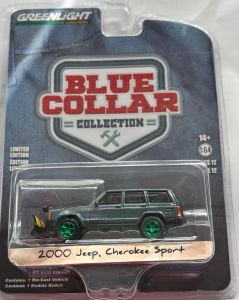 GREEN35260-E_VERT - JEEP Cherokee sport 2000 con spazzaneve e cerchi verdi della serie BLUE COLLAR in blister