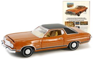 GREEN39140-E - FORD Gran Torino 1973 Arancione della serie VINTAGE AD CARS in blister