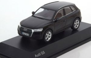 SPA5011605633 - AUDI Q5 nero