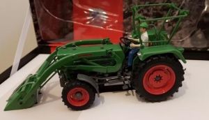 UH6232 - FENDT 3S 4wd con caricatore - Modello TRAKTORADO 2019