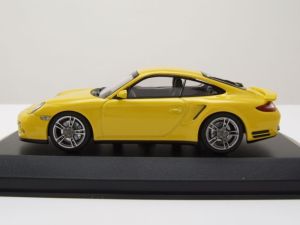 MXC940069010 - 2009 Porsche 911 Turbo Giallo