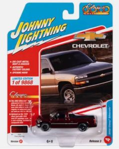 JLCG030B-D - 2002 CHEVROLET Silverado bordeaux CLASSIC GOLD in blister