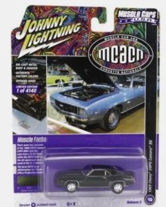 JLMC031B-F - CHEVROLET COPO Camaro RS 1969 verde della serie MUSCLE CARS 2022 in blister