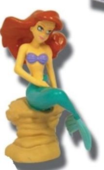 T8819C - Figurina della principessa DISNEY con un portachiavi - Cyrielle