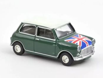 NOREV310524 - 1964 MINI COOPER S Verde mandorla con bandiera sul cofano