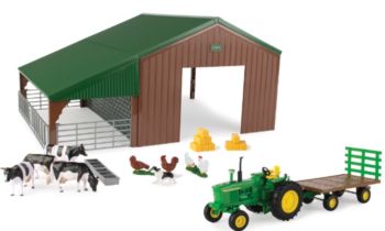 BRI47024 - Capannone con JOHN DEERE; vassoio e animali