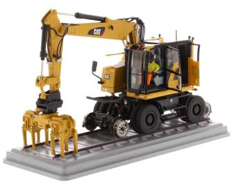 DCM85662 - Escavatore ferroviario CATERPILLAR M323F di nuova generazione