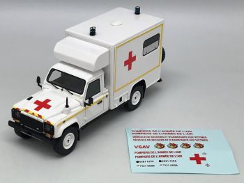 ALARME0056 - LAND ROVER 130 Army Ambulance Bianco - Edizione limitata a 200 pezzi