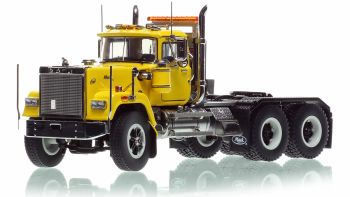 HHR138G-2 - MACK Superliner Heavy Spec con assi tandem Giallo