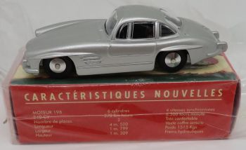 MAGQUIRALU300SL - MERCEDES-BENZ 300 SL 240hp Argento