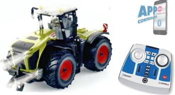 SIK6794 - CLAAS Xerion 5000 Radiocomandato con telecomando Bluetooth