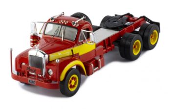 IXOTR131.22 - MACK B 61 6x4 1953 Rosso e giallo